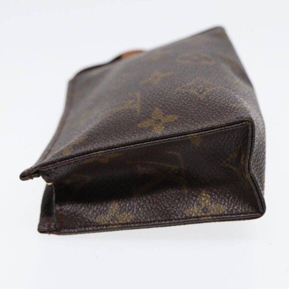 LOUIS VUITTON Monogram Poche Toilette 15 Pouch - Picture 5 of 16